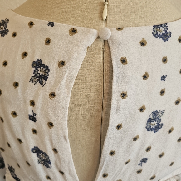 FREE PEOPLE Two Faces Long Sleeve Ruched Short BoHo Floral Dress White/blue. XS - Picture 10 of 16
